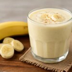 Banana Lassi: घर पर बनाएं रिच और क्रीमी ड्रिंक, एक बार पीने के बाद बार-बार होगा मन