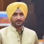 Harbhajan Singh: Former India cricketer Harbhajan Singh joins BJP, quits Aam Aadmi Party | Cricket News
