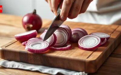 How a wet towel keeps your cutting board safe and steady |