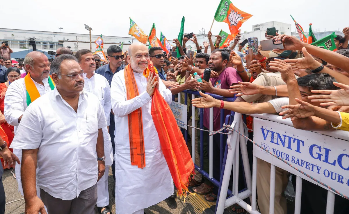 LIVE: पश्चिम बंगाल को नया मुख्यमंत्री मिलेगा, शुभेंदु अधिकारी कल लेंगे शपथ