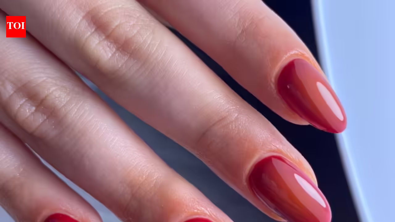Long nails, no problem: How to use your phone with ease |