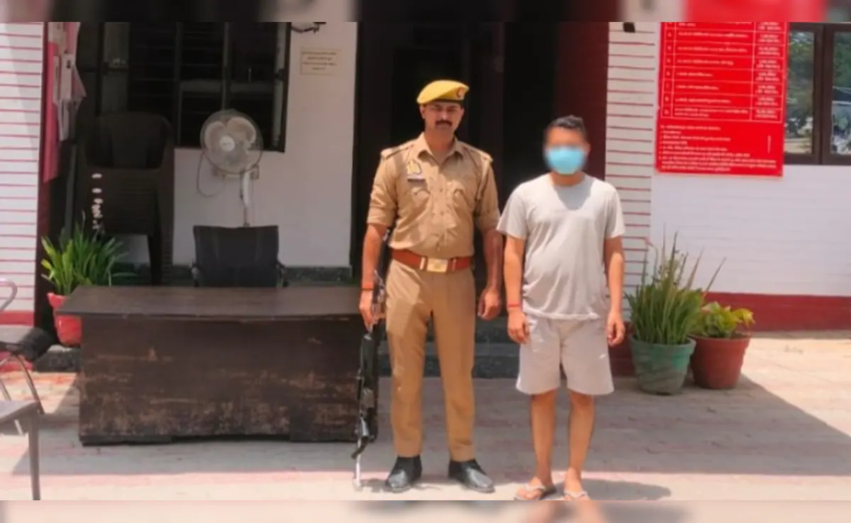 Uttar News: 12वीं की छात्रा से डॉक्टर ने किया रेप, डिप्टी CM के निर्देश पर अस्पताल सील, डिग्री होगी जब्त