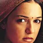 अब कहां हैं 'पिया बसंती रे' गाने की एक्ट्रेस नौहीद सेरुसी, फिल्मों में ठुकराए किसिंग और रोमांटिक सीन, अब करती हैं ये काम
