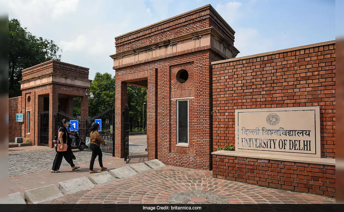 बकरीद मनाने वाले छात्रों का एग्जाम 28 मई को नहीं लेंगे... मुस्लिम छात्र की याचिका पर डीयू का जवाब