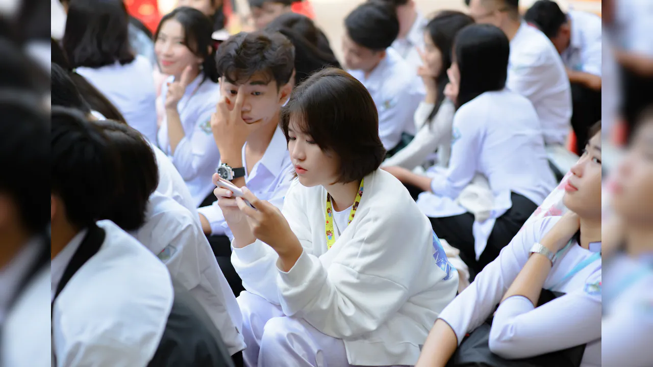 Gaokao रिजल्ट के बाद AI बता रहा सही कॉलेज और सही कोर्स, चीन में ऐसे बदल रहा है एडमिशन का तरीका | gaokao results 2026 ai university selection china students