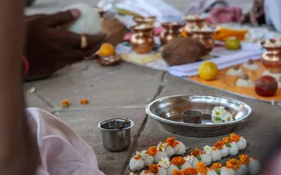 Pitru Paksha 2026: इस साल कब से शुरू होगा पितृ पक्ष? जान लीजिए सही तारीख और क्या करें, क्या नहीं