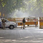 दिल्ली के मॉडल टाउन में खूनी वारदात, 25 साल के युवक की चाकू गोदकर हत्या, आरोपी फरार
