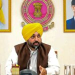 पंजाब सरकार ने बढ़ाया सरपंचों का मान, 15 अगस्त से मिलेगा 10 हजार वेतनमान | Punjab government boosts Sarpanchs' honorarium; monthly pay of ₹10,000 to start from August 15
