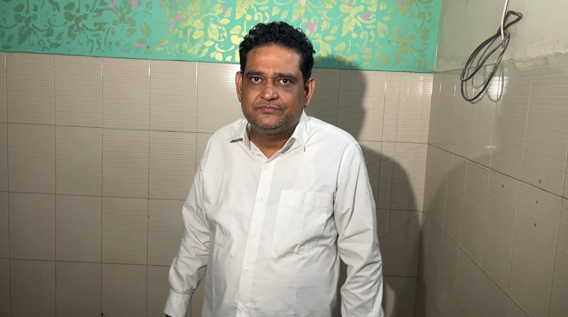 शिकायतकर्ता अब्दुल साकिर