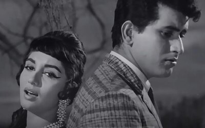 'लग जा गले' गाना सुनकर डायरेक्टर ने कहा था 'मन कर रहा है अपना जूता उठा कर खुद को मारूं', क्या है 62 साल पुराना ये किस्सा?
